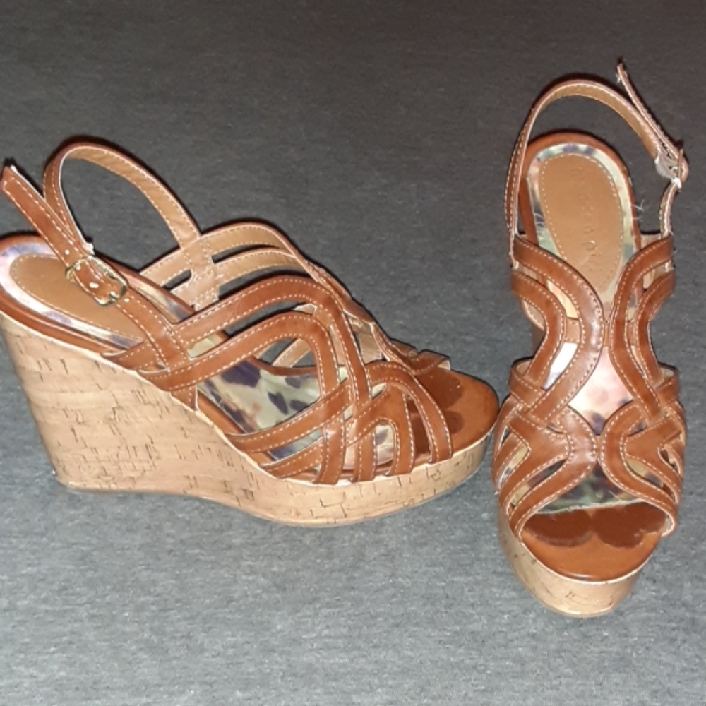 Madden Girl Brown Leather Wedges